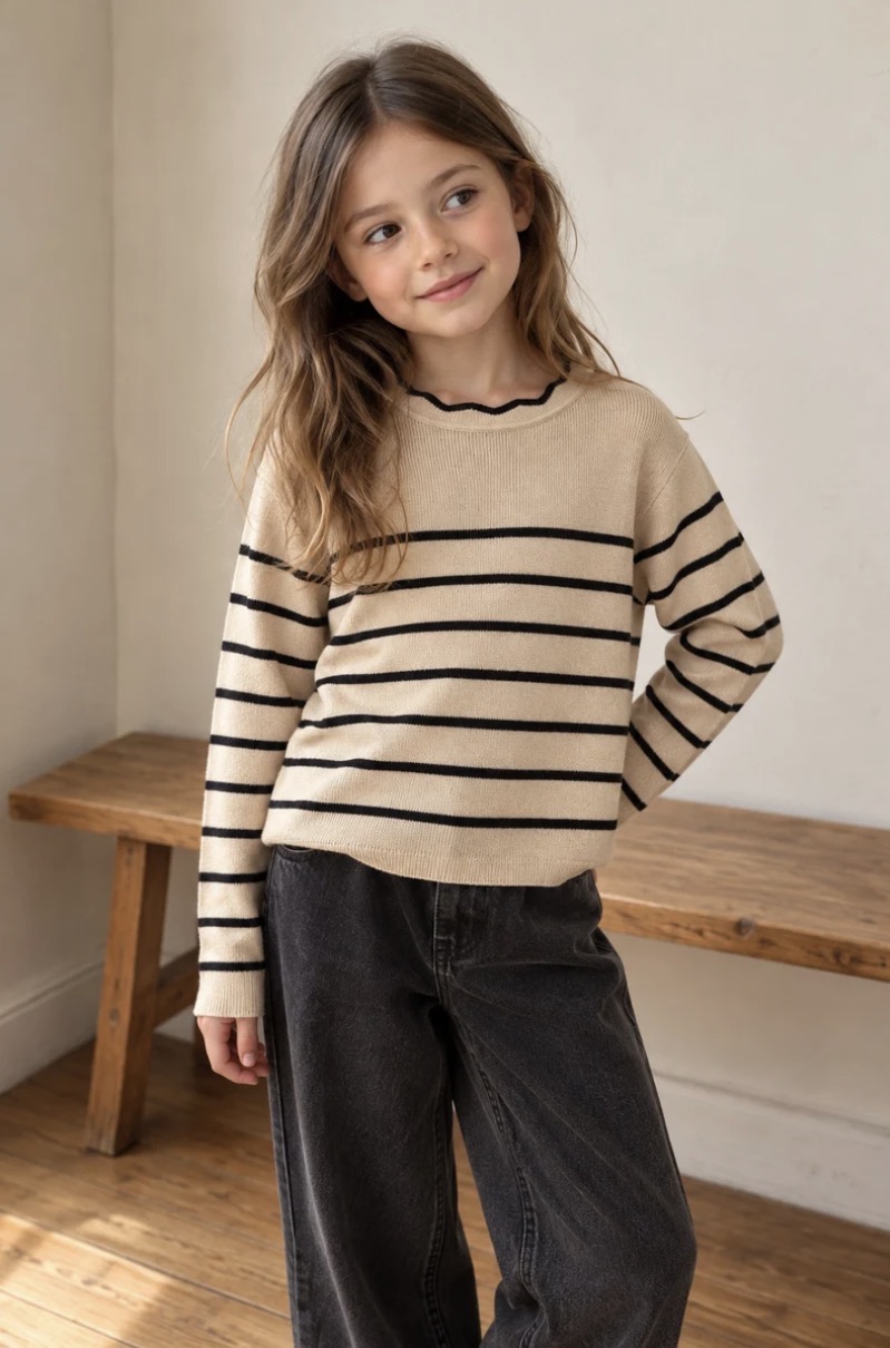 Pull fille en maille rayée